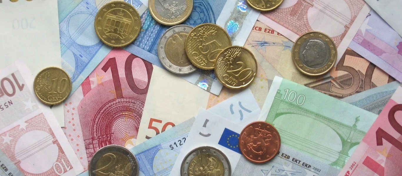 Παρατείνεται η προθεσμία υποβολής αιτήσεων για την ενίσχυση επιχειρήσεων που ήταν κλειστές τα Χριστούγεννα